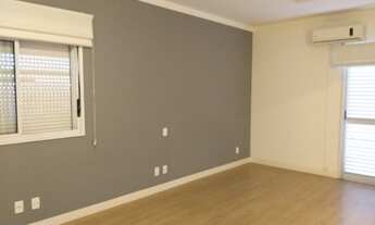 Imagem 5: CARLOS WEBER PRÓXIMO AO SESI