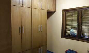 Imagem 5: Casa de condomínio sobrado para venda tem 900 metros quadrados com 4 quartos