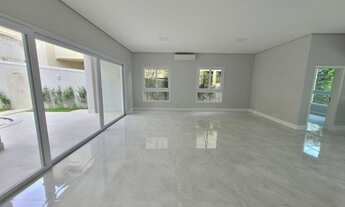 Imagem 3: Casa para Venda em Barueri, Alphaville, 4 dormitórios, 4 suítes, 6 banheiros, 5 vagas