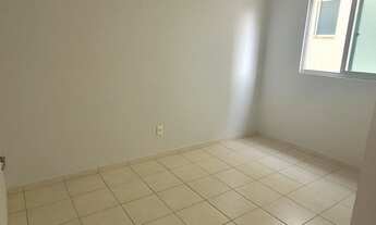 Imagem 5: Agio novo barato perto de parada e comércio