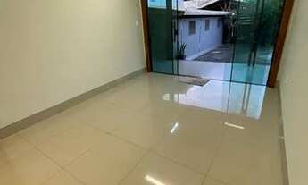 Imagem 5: Casa com 04 quartos, 02 pavimentos, área gourmet e garagem para 5 veículos em Igarapé !