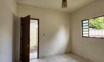 Imagem 3: Casa Residencial com 2 quartos para alugar por R$ 750.00, 70.00 m2 - RECREIO - LONDRINA/PR