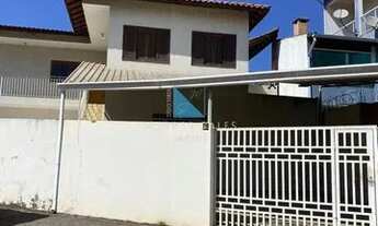 Imagem 2: Casa para locação com planejados no Portal dos ipês, Cajamar