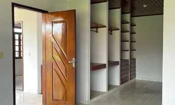 Imagem: Aluga casa de 4 quartos sendo uma suíte