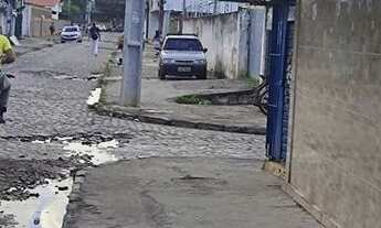 Imagem 3: Galpão em torrões próximo a UPA