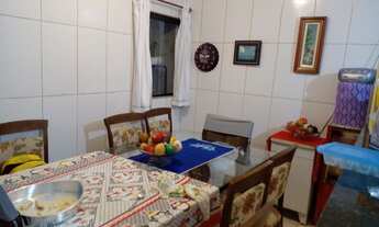 Imagem 2: Sobrado para venda tem 55 metros quadrados com 4 quartos