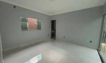 Imagem 2: Casa para venda tem 117 metros quadrados com 3 quartos em Centro - Itapira - SP