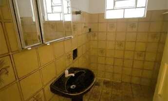 Imagem 2: Casa para aluguel possui 65 metros quadrados com 2 quartos em São João - Volta Redonda - R