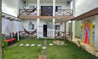 Imagem: Casa para venda com piscina, possui 108