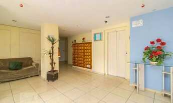 Imagem 2: Apartamento para aluguel possui 50 metros quadrados com 2 quartos em Campinho - Rio de Jan