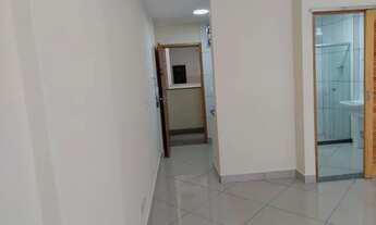 Imagem 4: Apto Centro, amplo, reformadíssimo, Rua 16 de março, excelente preço - Petrópolis - RJ