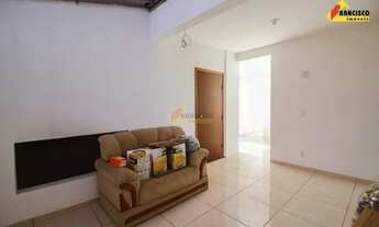 Imagem 3: Apartamento para aluguel, 3 quartos, 1 suíte, 1 vaga, Orion - Divinópolis/MG