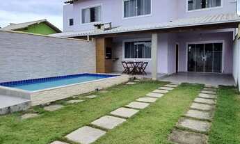 Imagem: CASA COM PISCINA EM RIO DAS OSTRAS