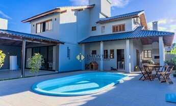 Imagem 2: Casa com 3 dormitórios à venda, 243 m² por R$ 2.490.000,00 - Jurerê - Florianópolis/SC