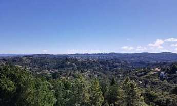 Imagem: Lote com Vista para a Pedra do Baú na Região