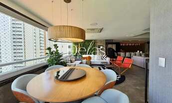 Imagem 2: Amplo Apartamento a Venda no Meireles | 320m² | 4 Quartos e 3 Vagas