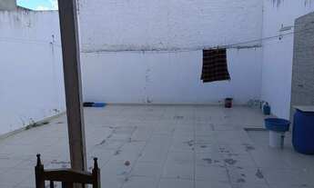 Imagem 7: PARA INVESTIDORES OPORTUNIDADE IMPERDÍVEL RESIDÊNCIA LOCALIZADA NO CORAÇÃO DO BAIRRO SIM