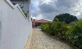 Imagem 3: Casa de alto padrão para venda em São Lourenço - MG