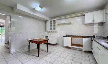 Imagem 4: CASA À VENDA COM 4 DORMITÓRIOS E PISCINA