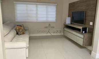 Imagem 3: Oportunidade - Casa em Condomínio - Urbanova - Altos da Serra VI - 4 Dormitórios - 260m²