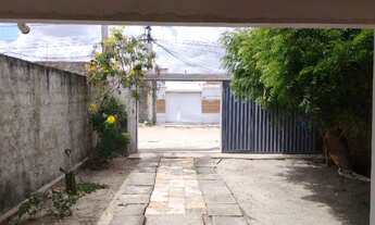 Imagem 3: Casa a venda em Aquiraz, bairro Divineia (Imóvel a 750m do centro de Aquiraz