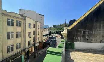 Imagem 2: Casa de rua - Sobrado / Residencial / Catete