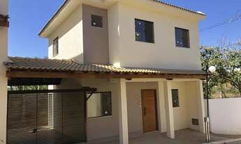 Imagem: Aluga-se excelente casa em condomínio no