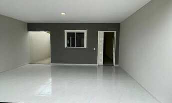 Imagem 7: Casa com tres quartos sendo um suíte - 90m²