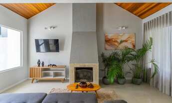 Imagem 2: Casa em Condomínio, 04 Quartos, 02 Vagas, Quintal, Orleans, Curitiba