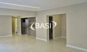 Imagem 3: Apartamento Retrofit de 3 Quartos com 2 Suítes à Venda no Edifício Cristina Batel/Água Ve