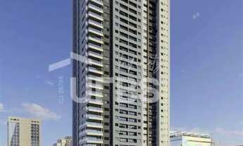 Imagem: More em frente ao Parque Serrinha