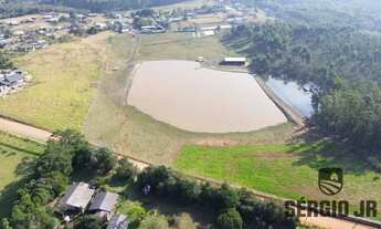 Imagem 2: Imóvel para venda tem 52333 metros quadrados com 2 quartos