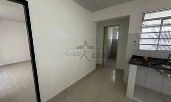 Imagem 3: Oportunidade - Casa Comercial e Residencial - Jardim Satélite - 3 Dormitórios - 90m²