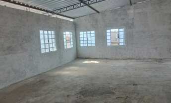 Imagem 2: Galpão de 700m² de área útil, num terreno de 950m²