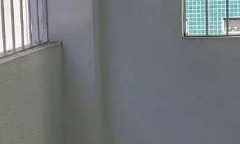 Imagem 5: Apt 2 quartos na comercial com varanda primeiro andar