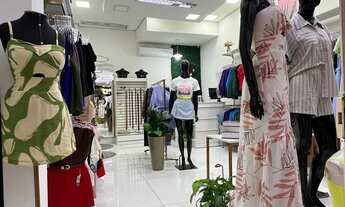 Imagem 4: VENDO LOJA DE MODA FEMININA COMPLETA - PORTEIRA FECHADA