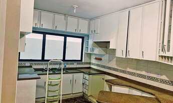 Imagem 7: Casa para Venda em Barueri, Alphaville, 4 dormitórios, 2 suítes, 5 banheiros, 2 vagas