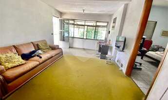 Imagem 2: Ótima casa na região da Aclimação, 03 dormitórios e 03 vagas de garagem