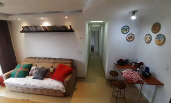 Imagem 3: Com sacada e armarios