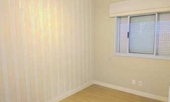 Imagem 4: CARLOS WEBER PRÓXIMO AO SESI