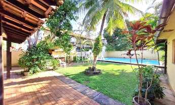 Imagem 3: Casa de condomínio para venda tem 362 metros quadrados com 4 quartos