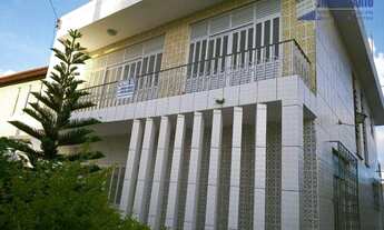 Imagem: Casa com dois pavimentos 600m², 03 dormitórios