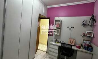 Imagem 6: Casa Geminada à venda 5 quartos no Bairro EUROPA