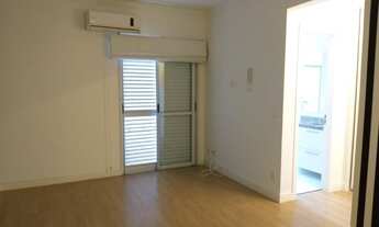 Imagem 7: CARLOS WEBER PRÓXIMO AO SESI