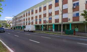 Imagem 2: Porto Alegre - Apartamento Padrão - Partenon