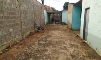 Imagem 4: Salão comercial com casa