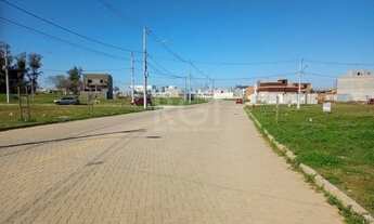 Imagem 2: Porto Alegre - Terreno Padrão - Hípica