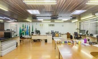 Imagem 2: SALA COM 115m² NO CENTRO!