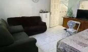 Imagem 4: Casa a venda na praia com 1 dormitório, lote de 257m². Itanhaém/SP