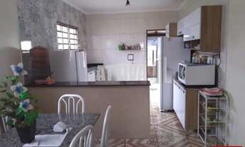 Imagem 6: Casa para venda em Jardim Dona Lili de 252.00m² com 2 Quartos e 1 Suite